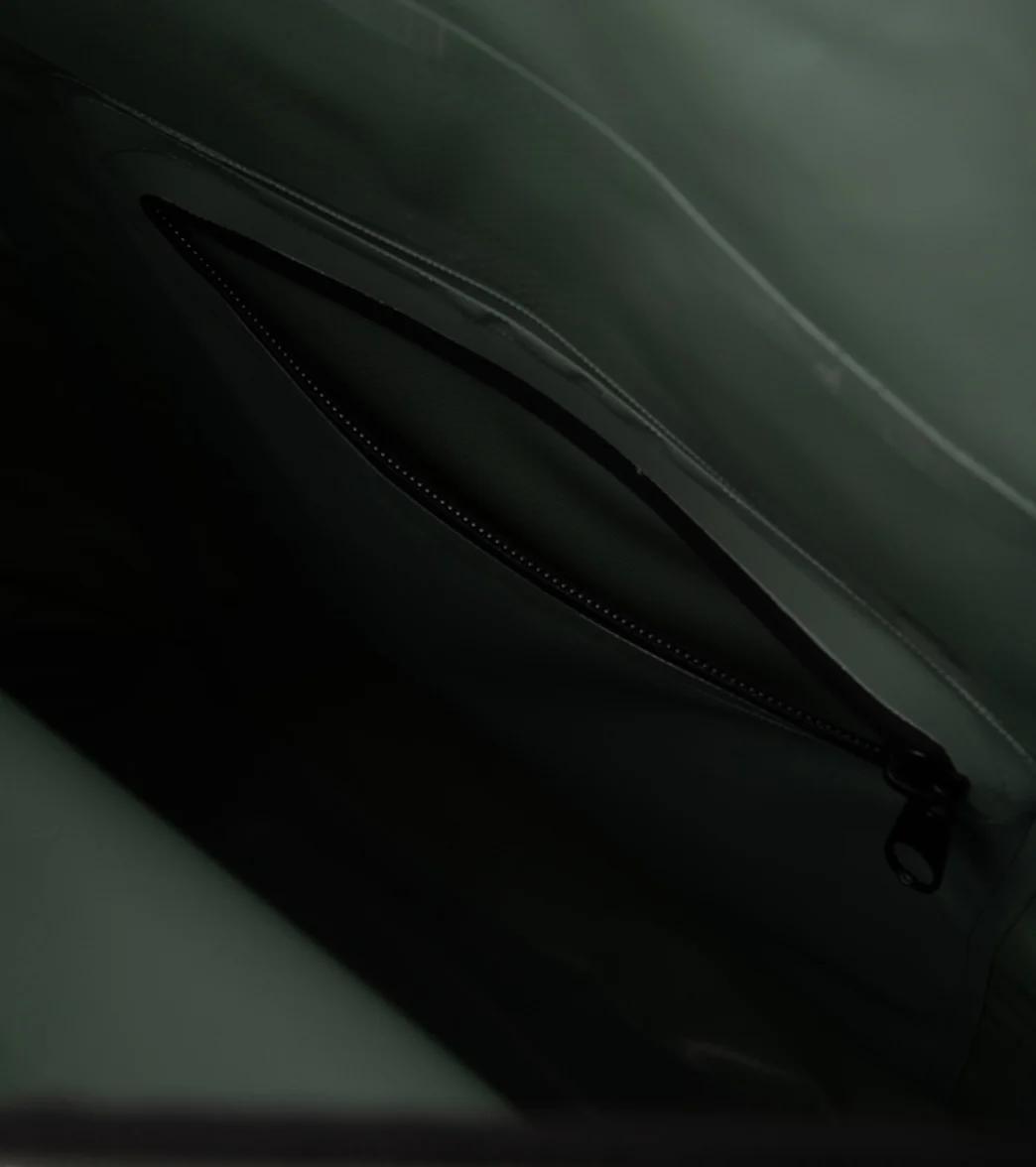 Arena Big Logo Dry Backpack - Image 38