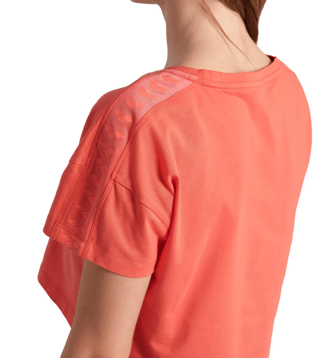 Arena Women's Corrine Team Cropped Tee - Image 5