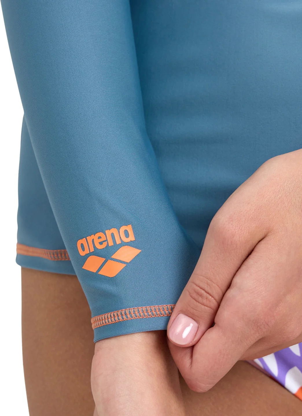 Arena Women's Graphic Long Sleeve Rashguard - Image 5