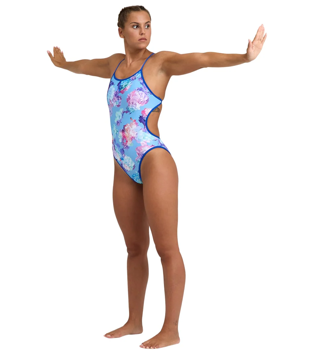 Arena Women's Reversible Challenge Back One Piece Swimsuit - Image 8