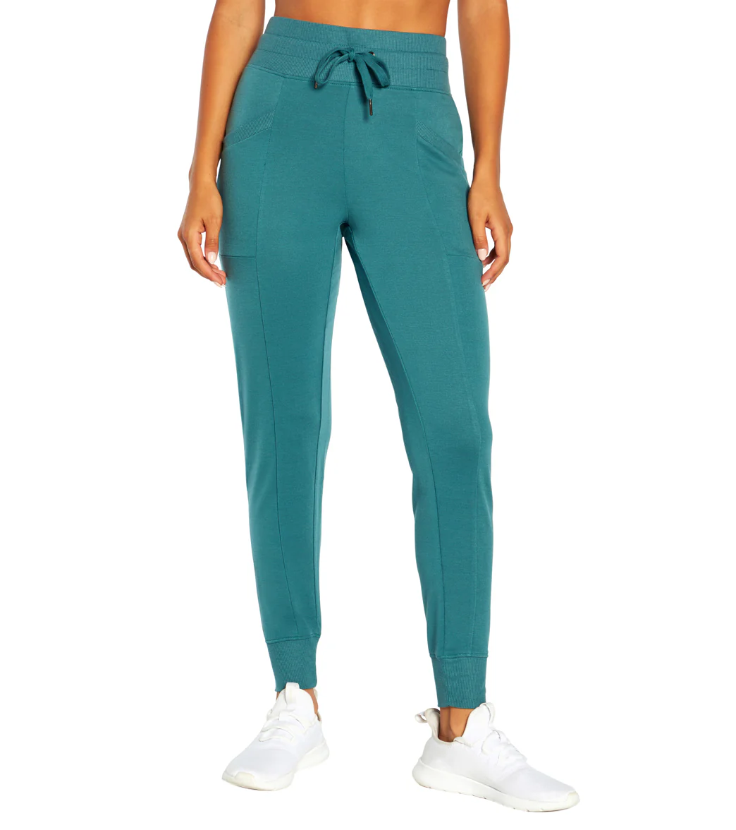 Balance Collection Amy Jogger - Image 7