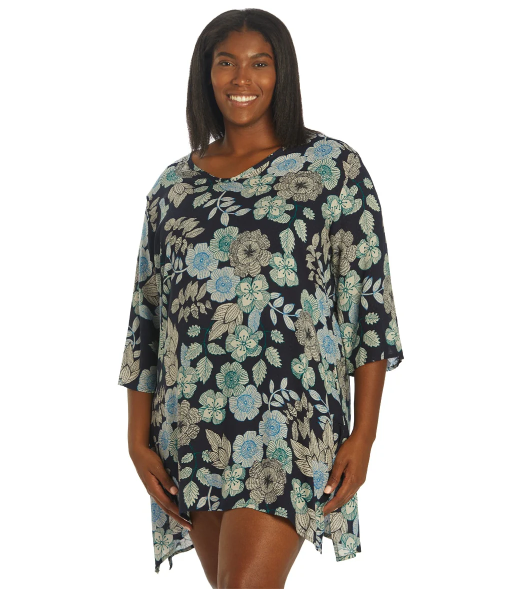 J.Valdi Women's Plus Size Blooms Sharkbite Tunic Cover Up - Image 4