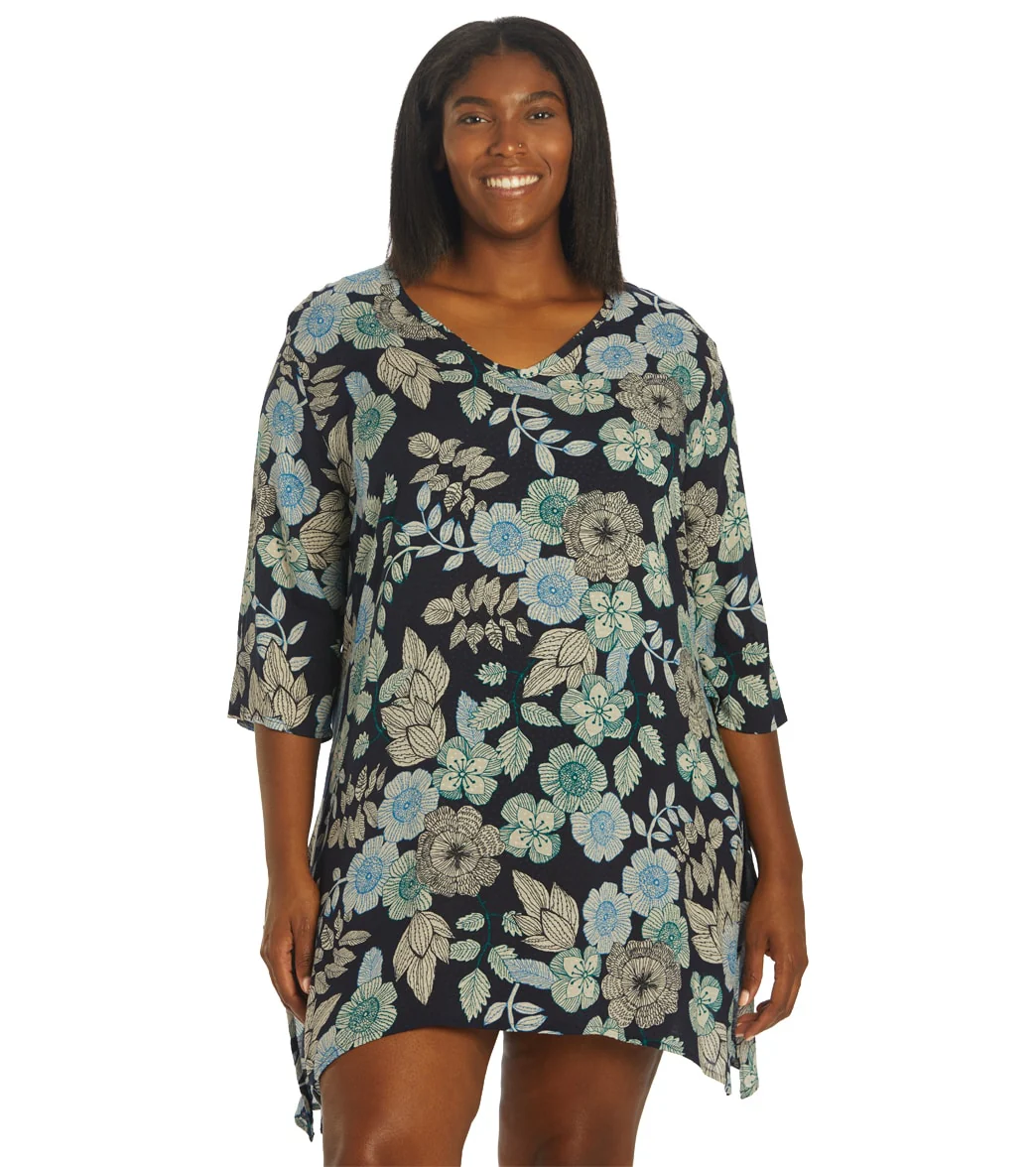 J.Valdi Women's Plus Size Blooms Sharkbite Tunic Cover Up - Image 7