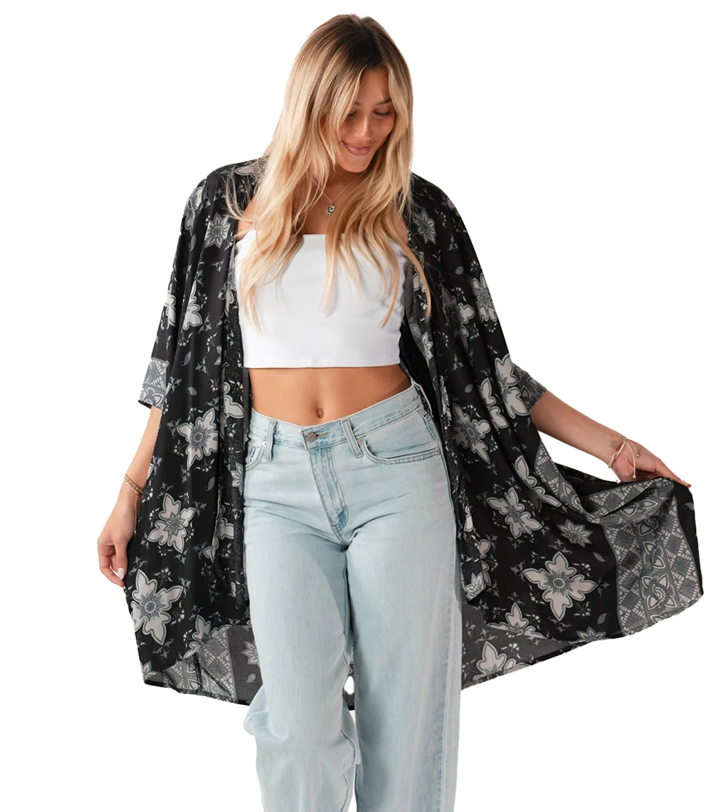Lotus and Luna Kimono - Image 27