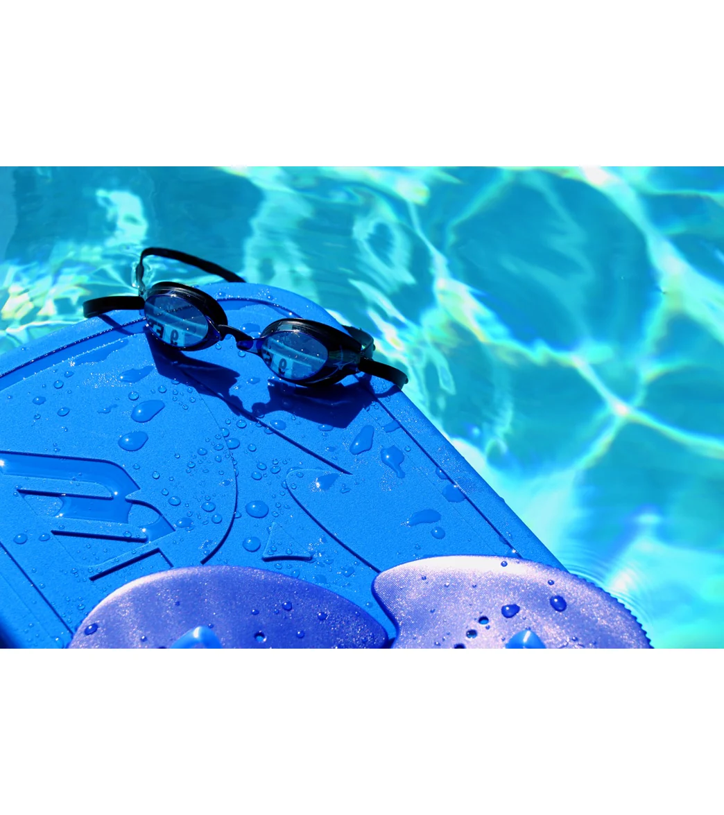 Mizuno Kickboard - Image 11
