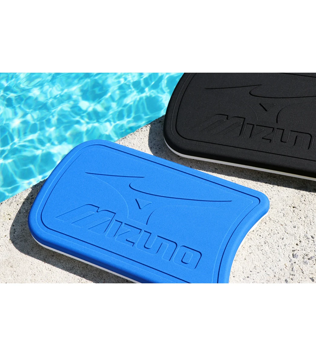 Mizuno Kickboard - Image 12