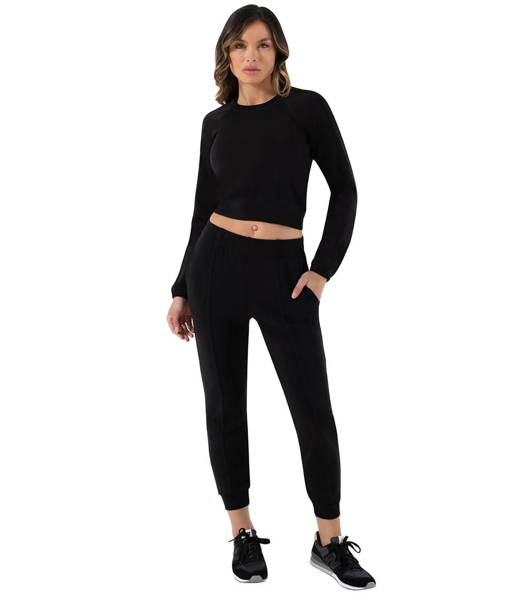 NUX Yuki Sleek Jogger - Image 4