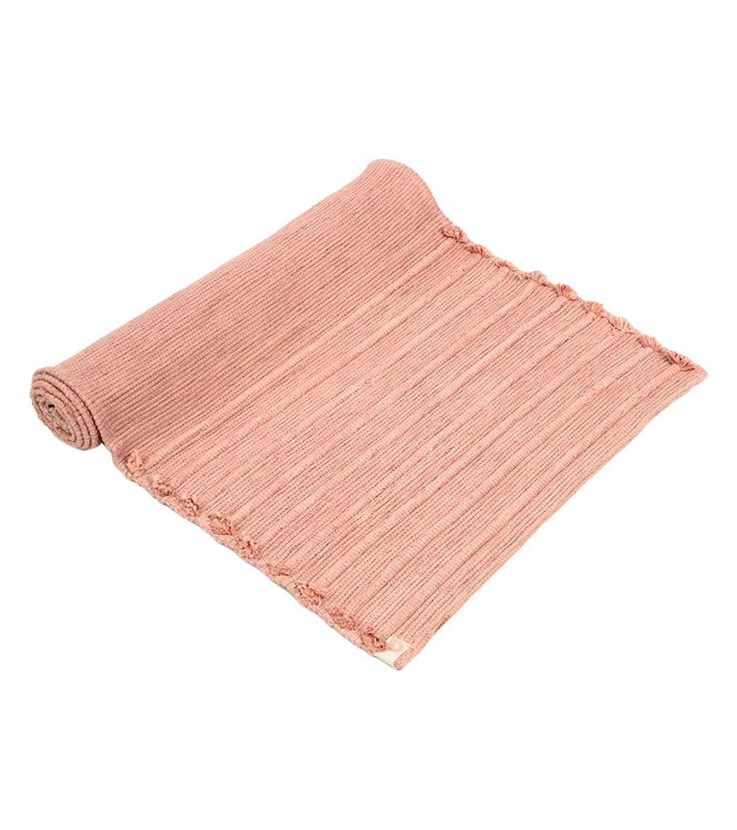 Oko Living Rose Quartz Yoga Rug - Image 4