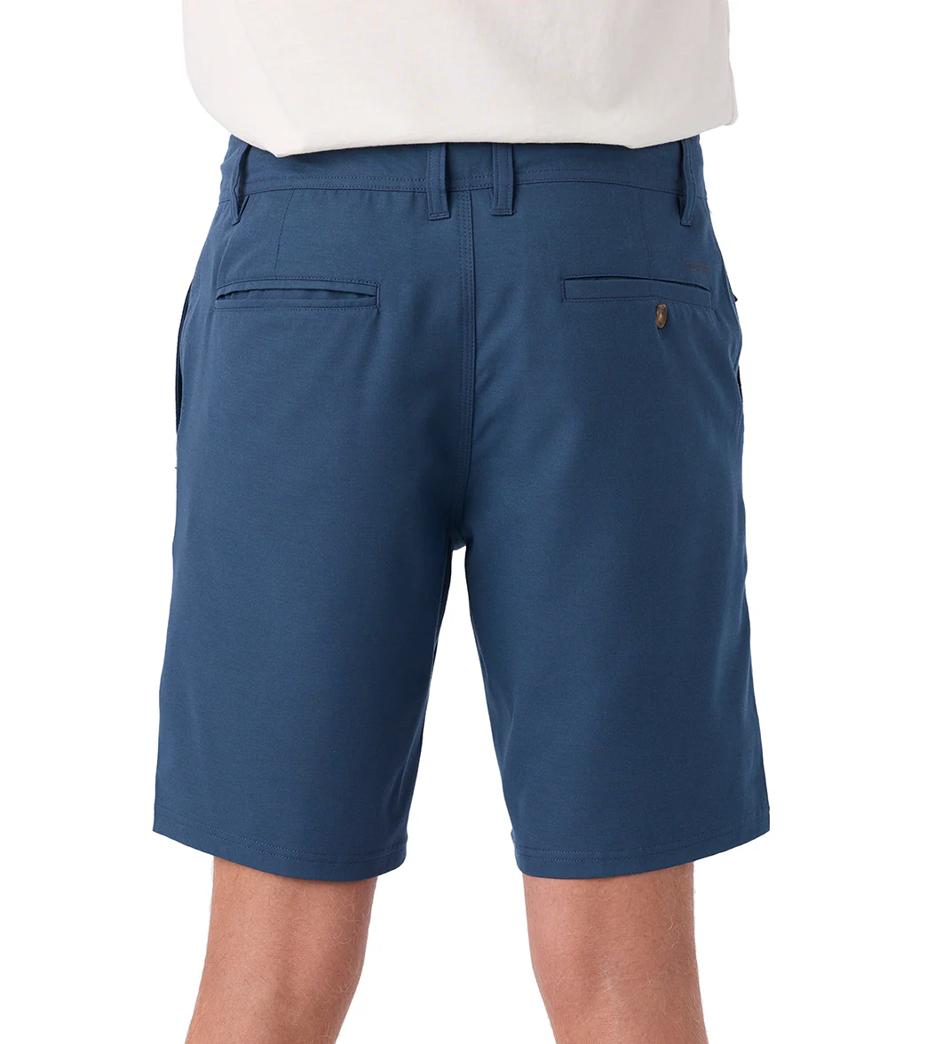 O'Neill Men's 19" Reserve Light Check Hybrid Shorts - Image 14