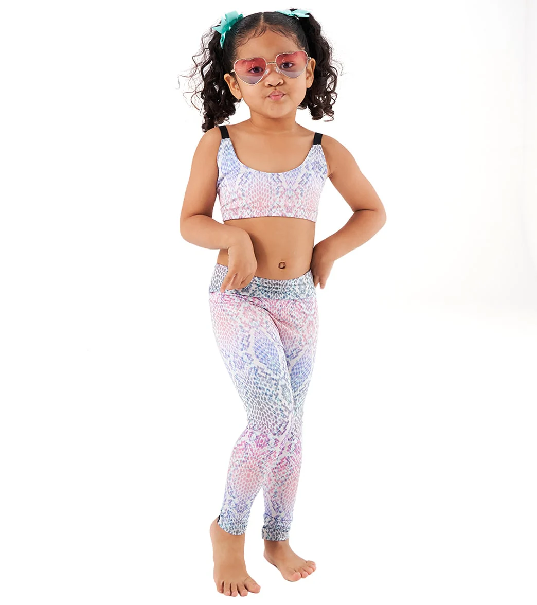 Onzie Girl's Elastic Yoga Sports Bra - Image 7