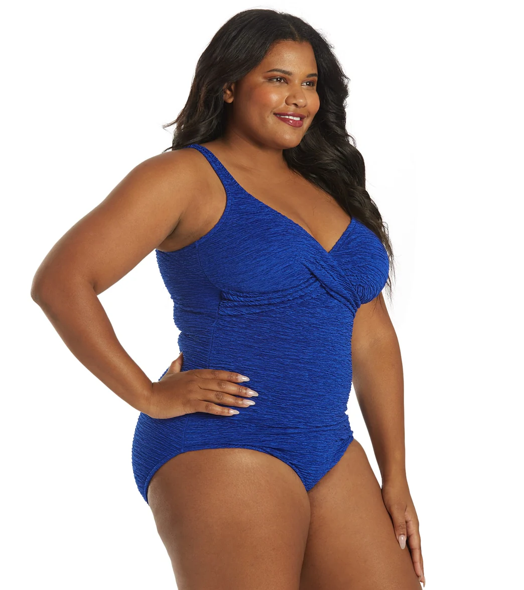 Penbrooke Krinkle Women's Plus Size Chlorine Resistant Twist Front Long Torso One Piece Swimsuit - Image 9