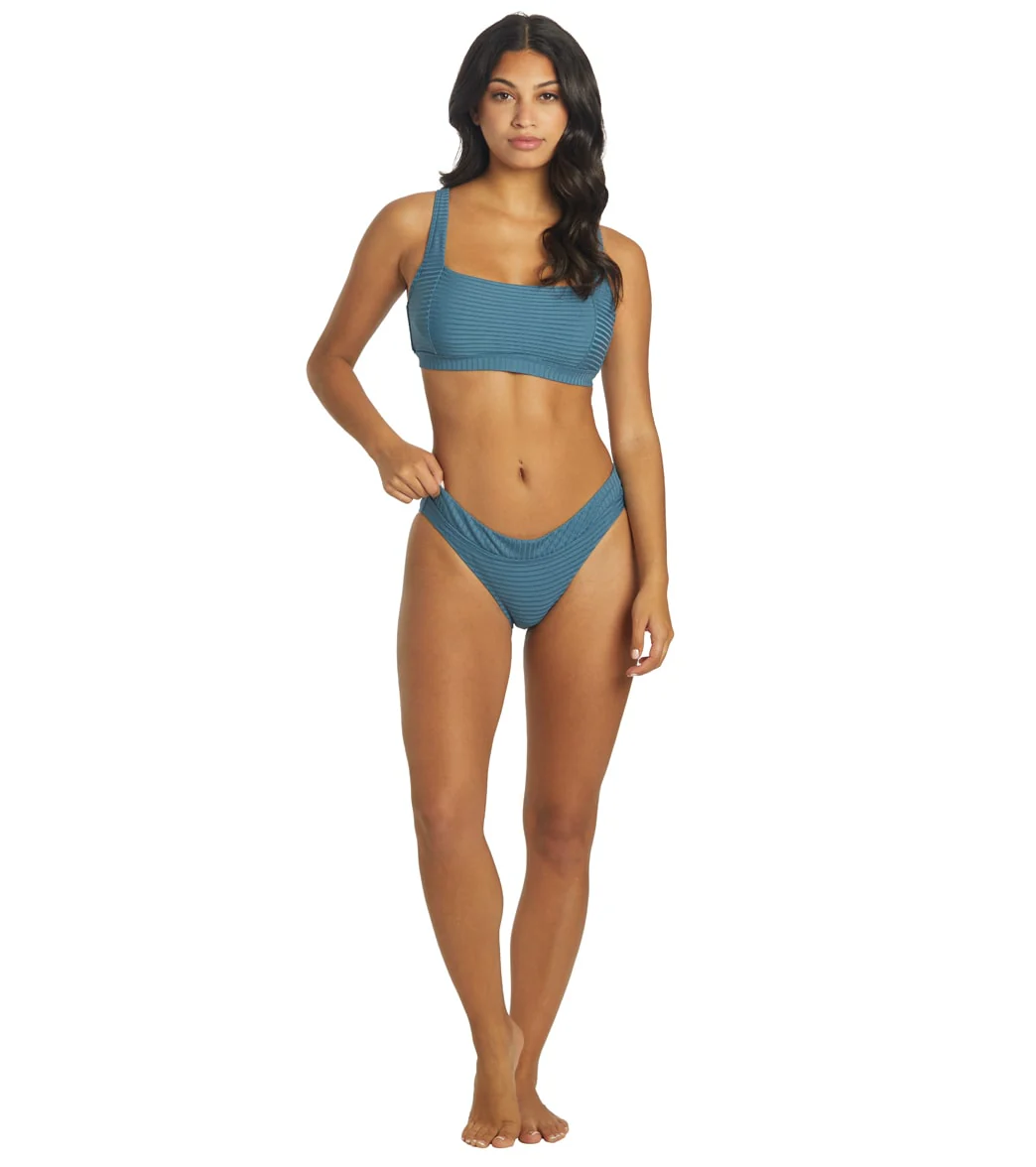 Rip Curl Women's Premium Surf DD Crop Bikni Top - Image 11