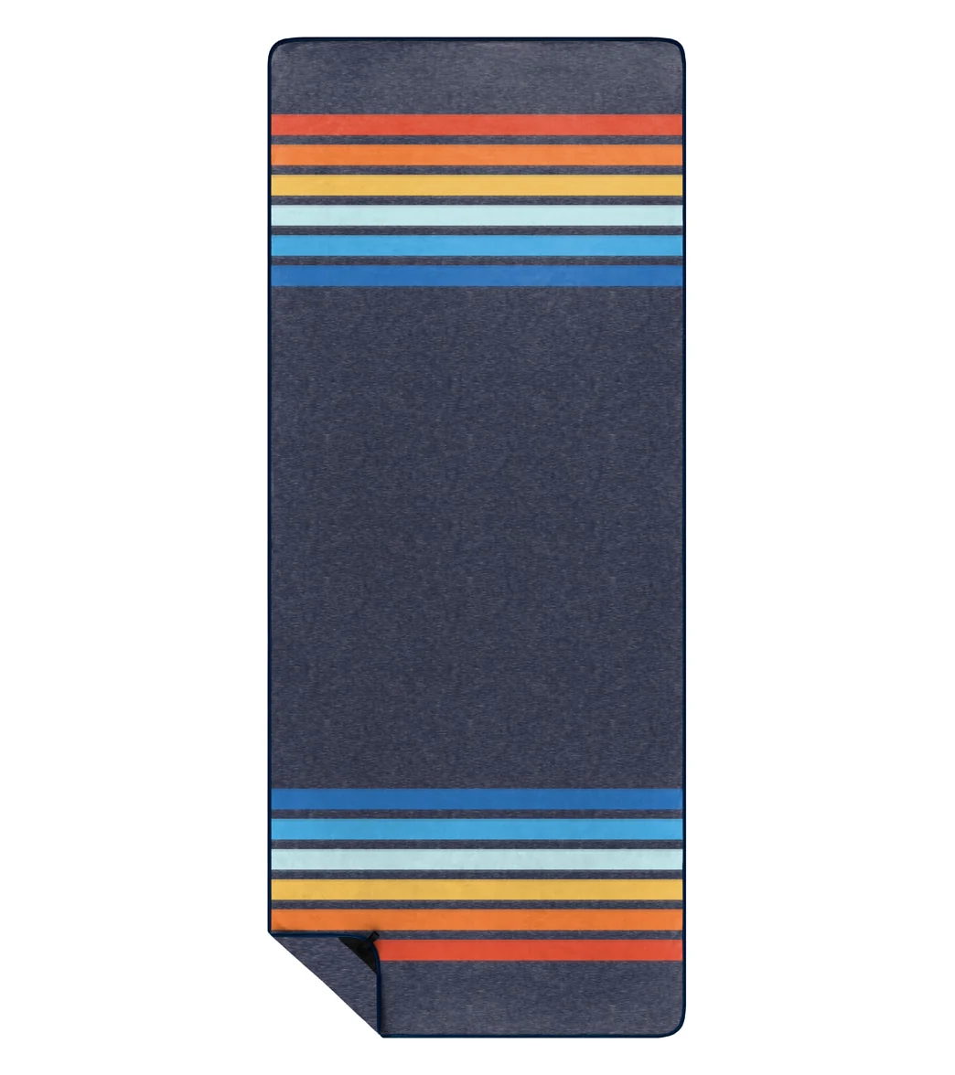 Rumpl Everywhere Towel - Image 8