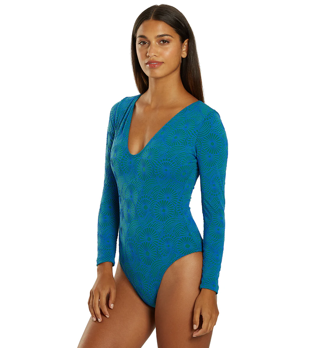 Seea Women's Valentina V-Neck Long Sleeve One Piece Swimsuit - Image 4