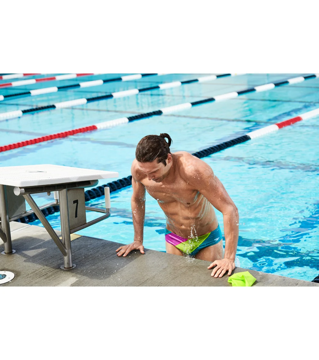 Speedo Vibe Men's Color Blocked One Brief Swimsuit - Image 38