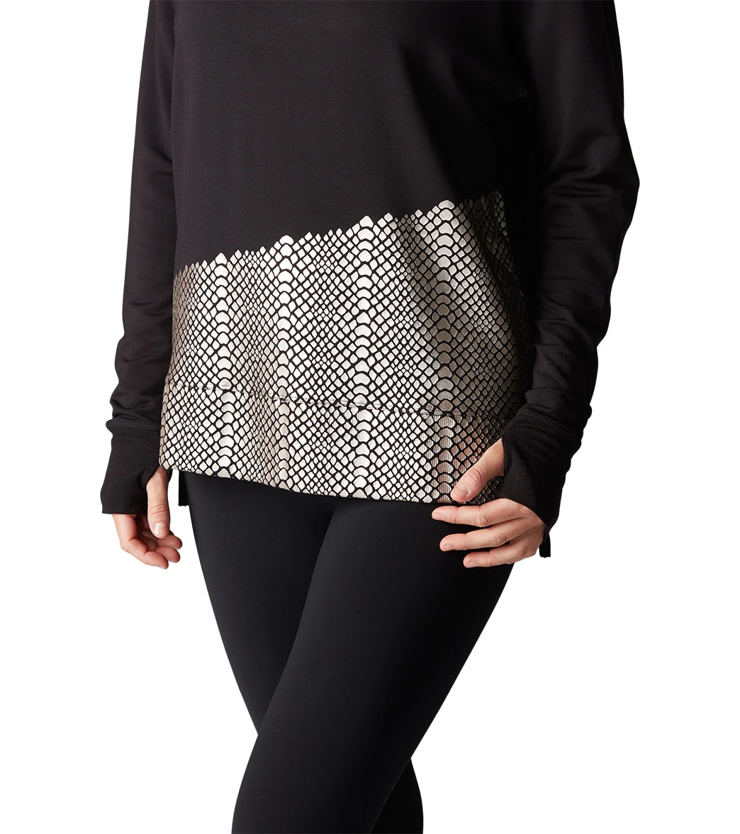 Tavi Cozy Sweatshirt - Image 18