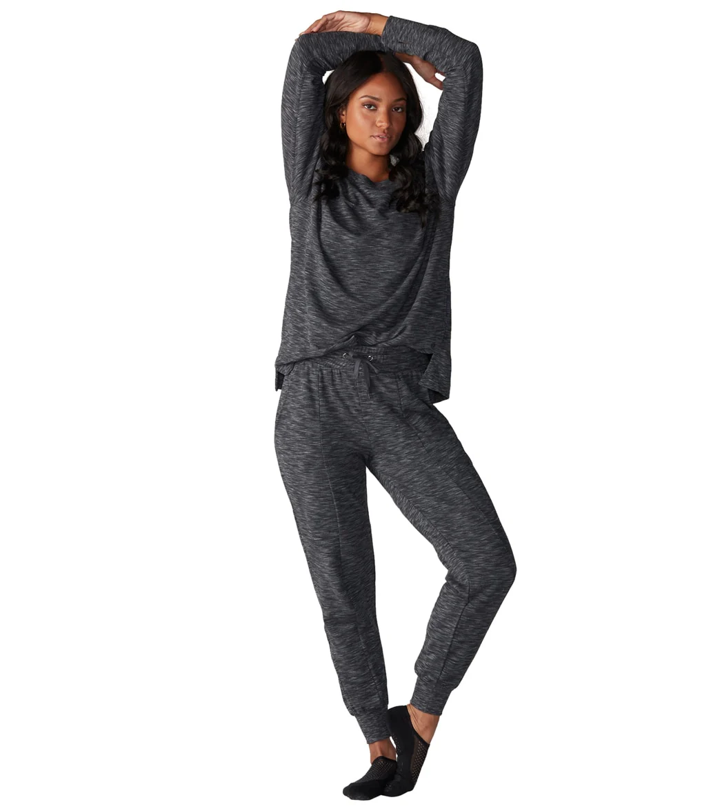 Tavi Cozy Sweatshirt - Image 4