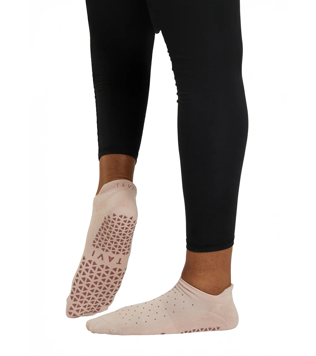 Tavi Savvy Grip Socks - Image 97
