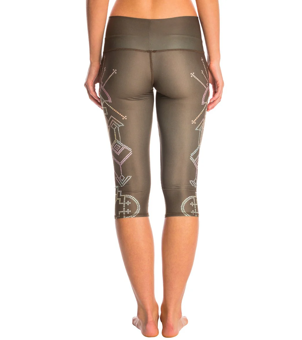 Teeki Seven Crowns Goddess Yoga Capris - Image 3