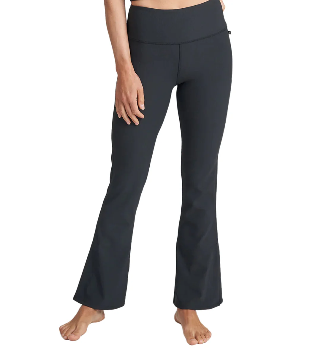 Thrive Societe Side Slit Flare Legging - Image 8