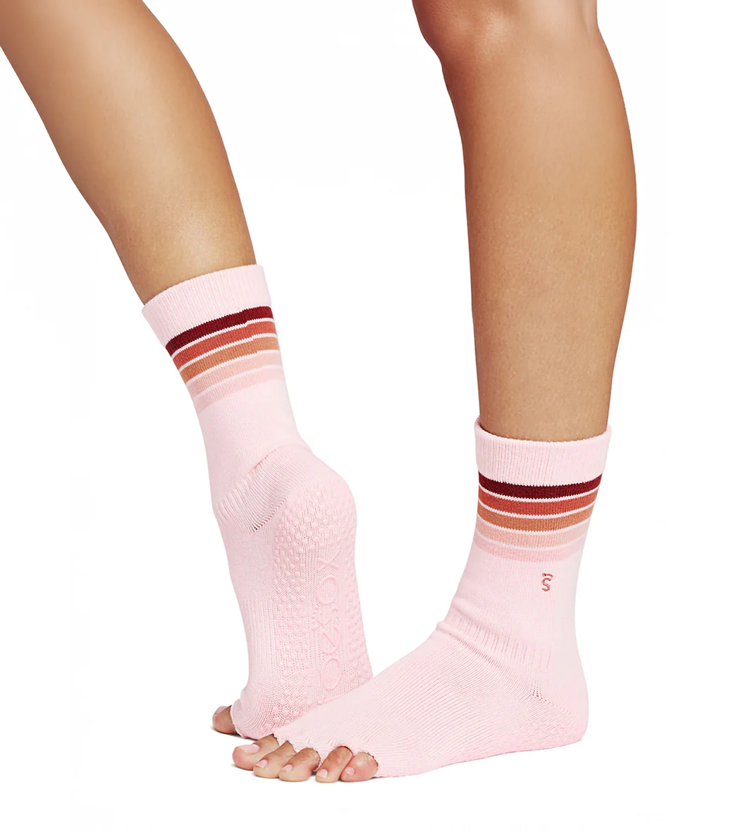 Toesox Crew Half Toe Grip Socks - Image 18