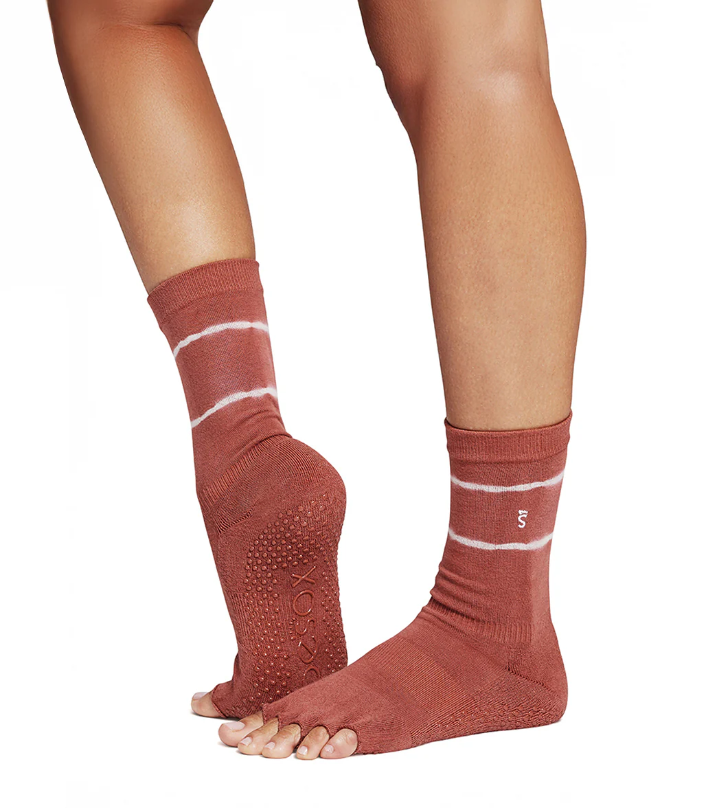 Toesox Crew Half Toe Grip Socks - Image 21