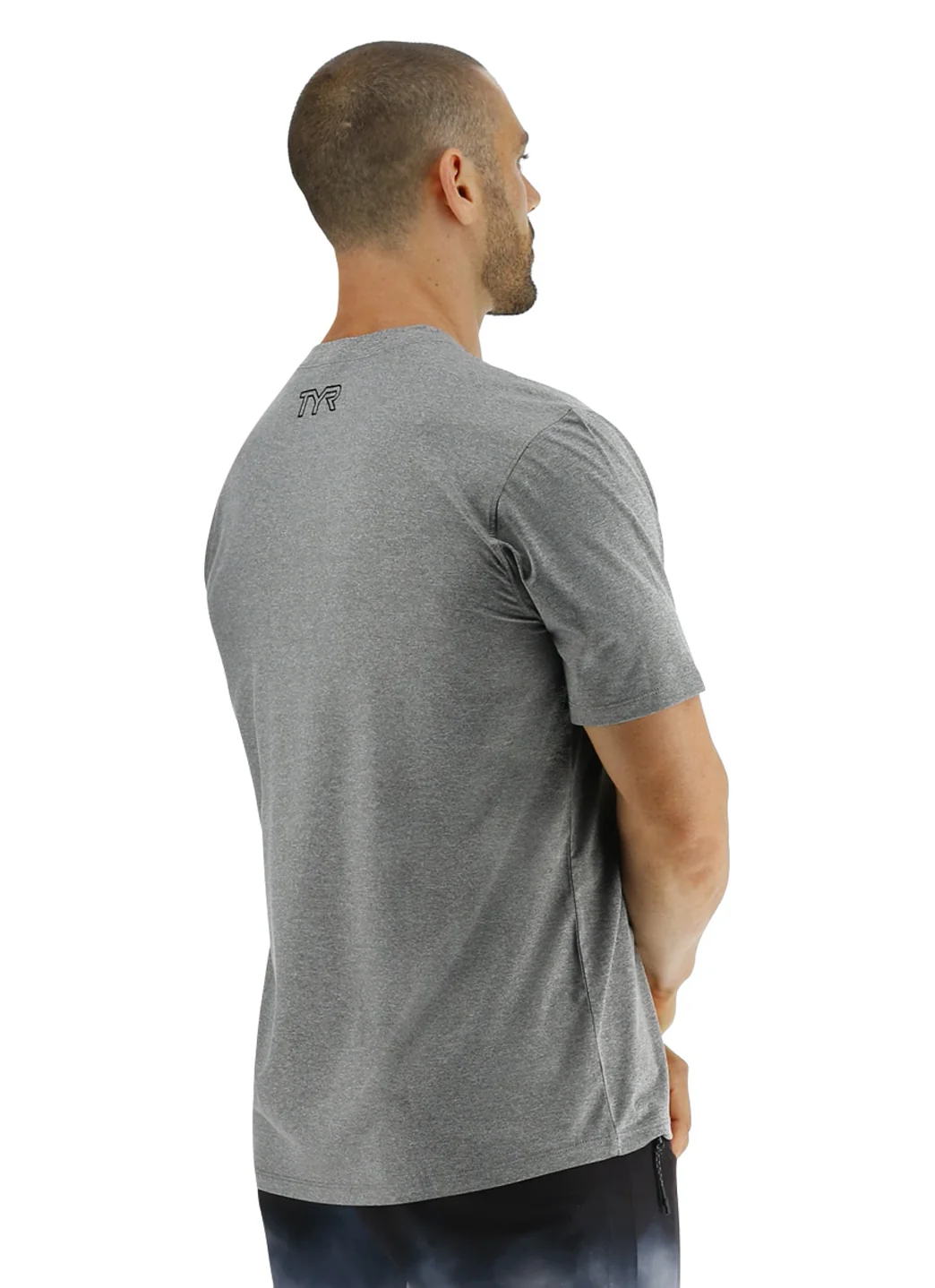 TYR Men's SunDefense Short Sleeve UPF 50+ Swim Shirt - Image 4