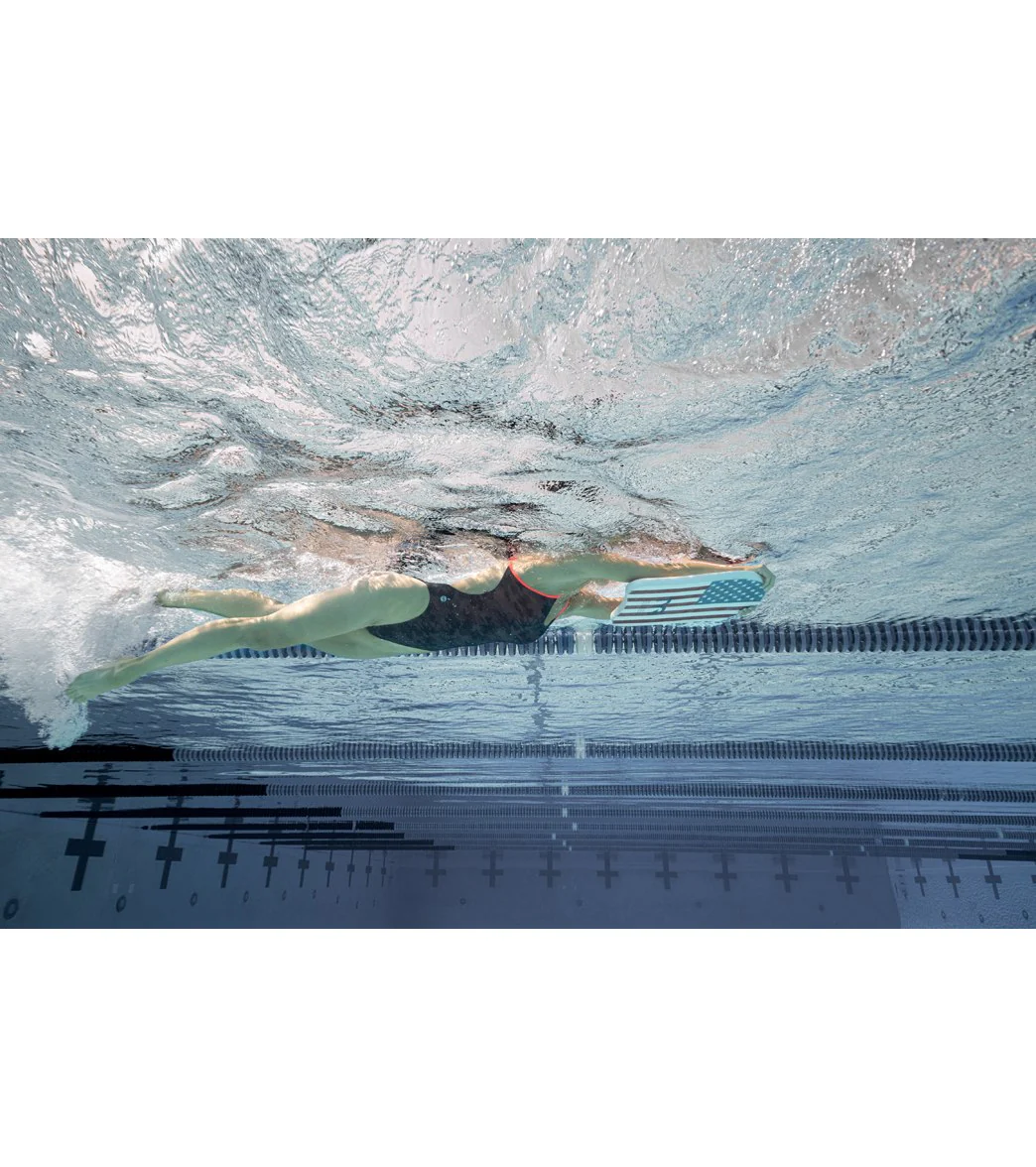 TYR Women's Blackout Camo Cutoutfit One Piece Swimsuit - Image 7