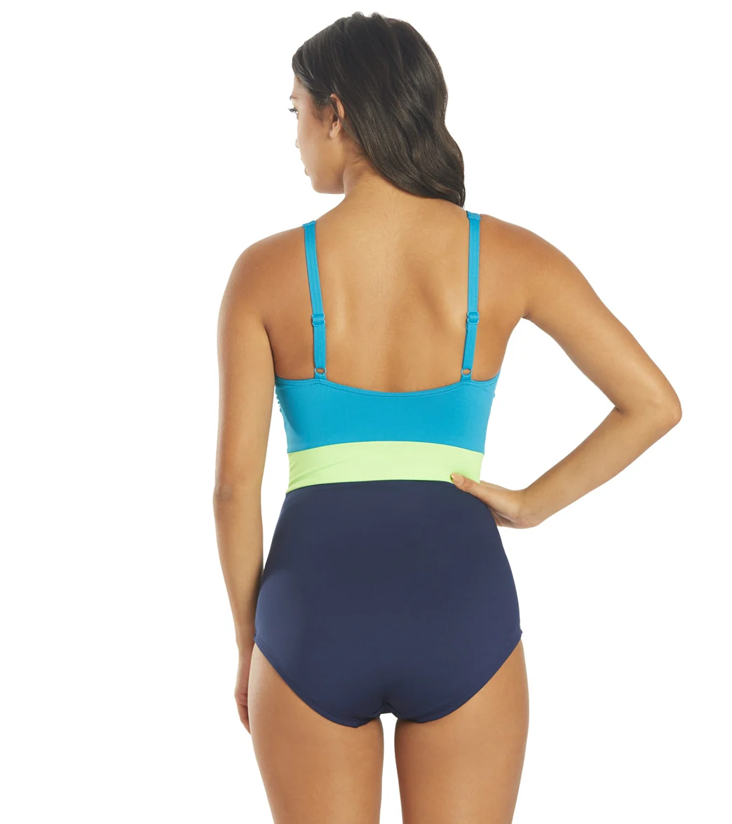 TYR Women's Solid Splice Belted Controlfit Chlorine Resistant One Piece Swimsuit - Image 10