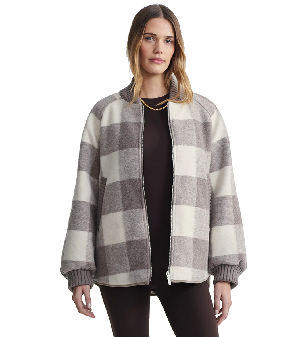 Varley Reno Reversible Quilt Jacket - Image 14