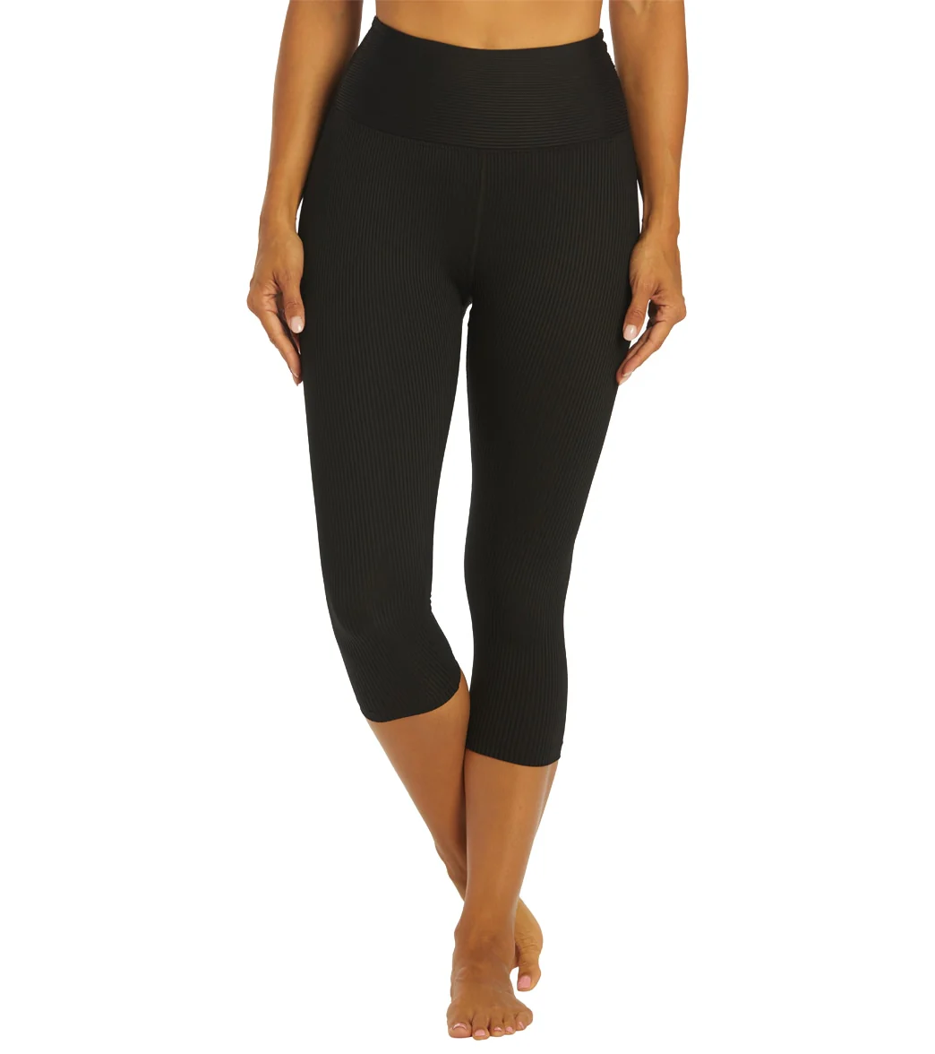 Year of Ours Ribbed Capri Leggings - Image 6