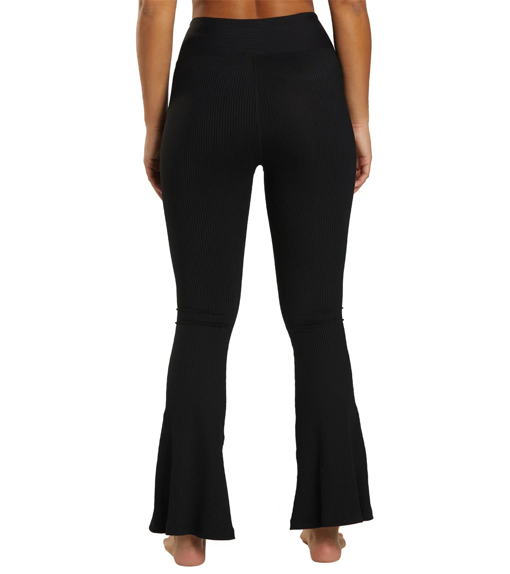 Year of Ours Ribbed Flair Leggings - Image 10