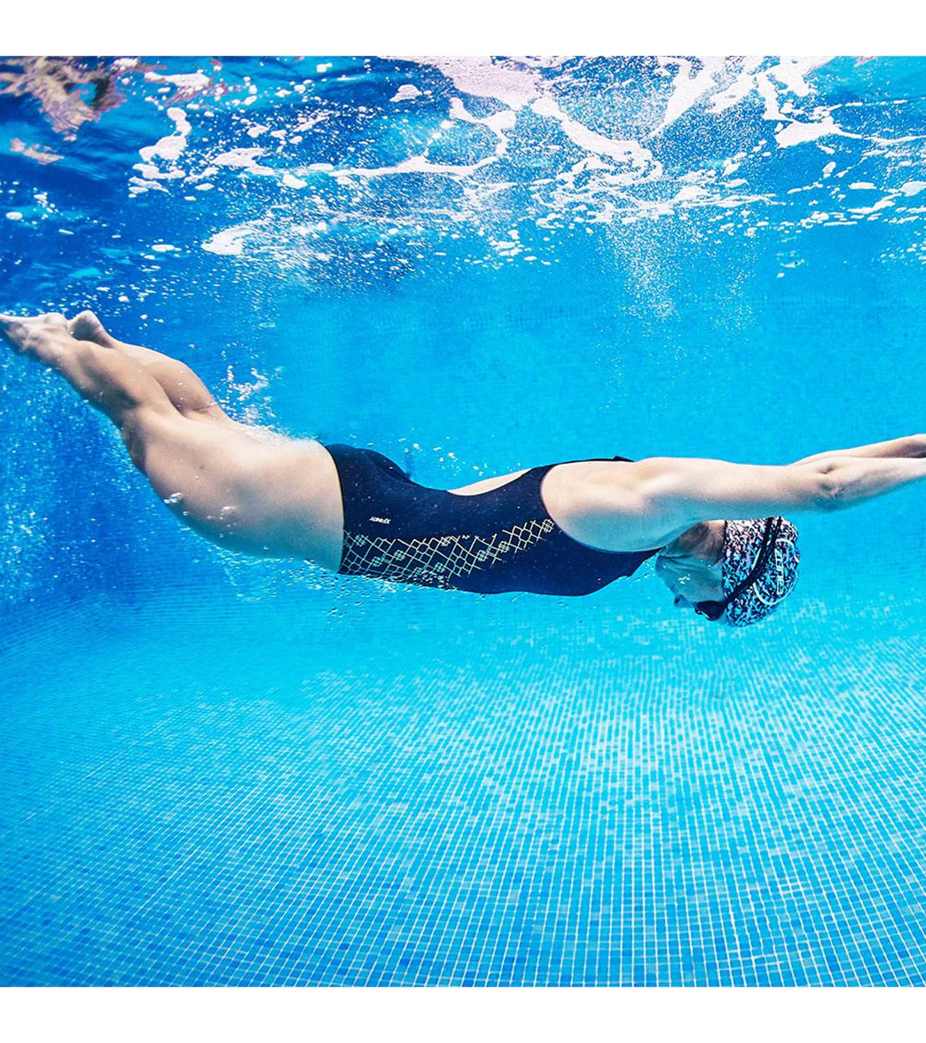 Zone3 Women's Bound Back Iconic Swimsuit - Image 3